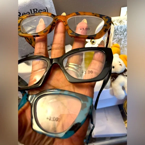 (SOLD) NWOT Vince Camuto Premium Reading Glasses - Picture 13 of 14